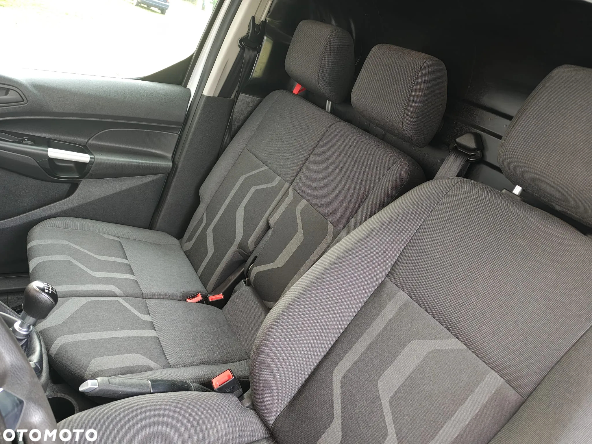 Ford TRANSIT CONNECT - 9
