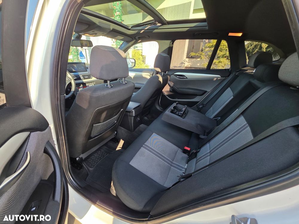 BMW X1 sDrive18d Sport Line - 12