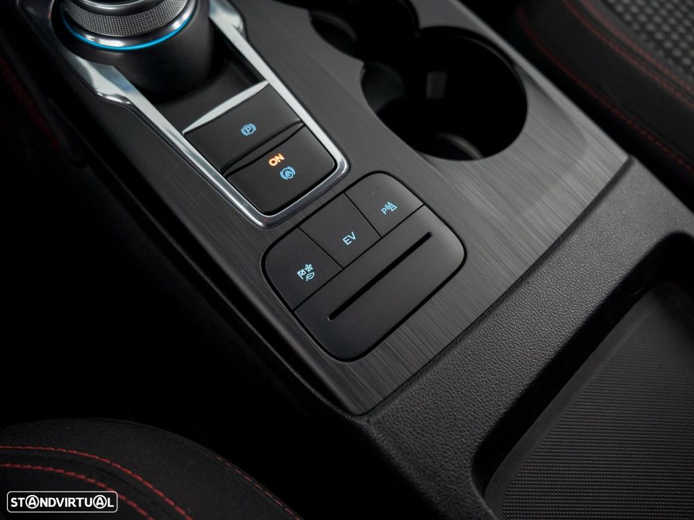 Ford Kuga 2.5 PHEV ST-Line X - 27