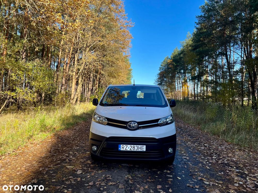 Toyota ProAce Kombi 2.0 D-4D Long 2,8t - 2