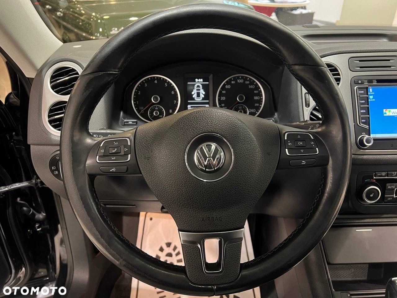 Volkswagen Tiguan 2.0 TSI 4Mot Sport DSG - 24