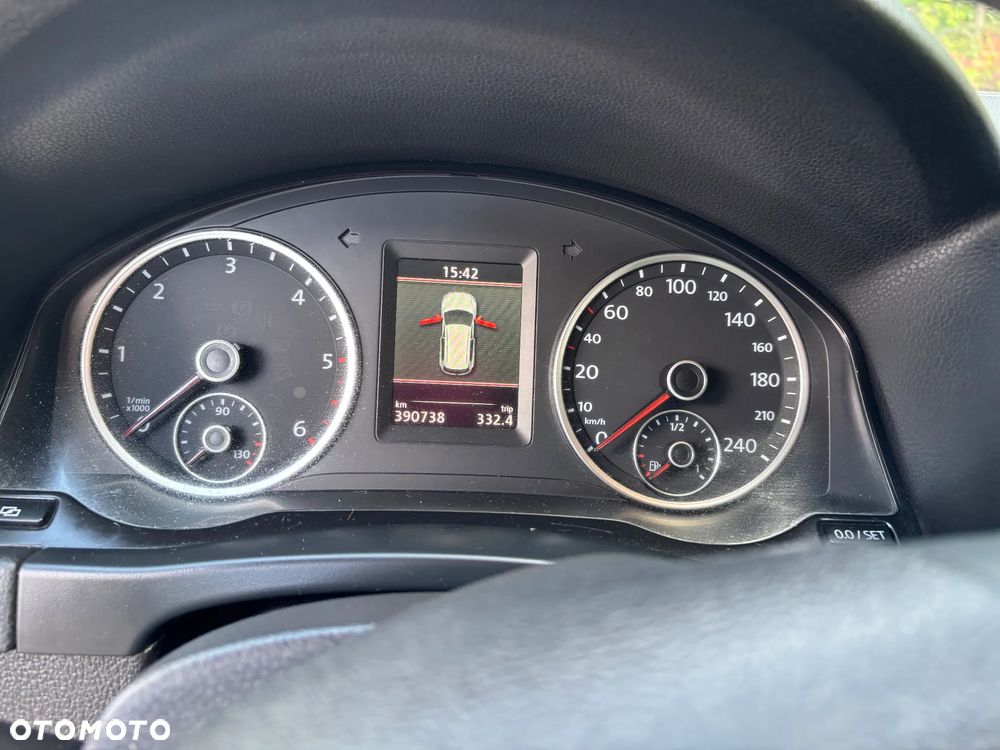 Volkswagen Tiguan - 10