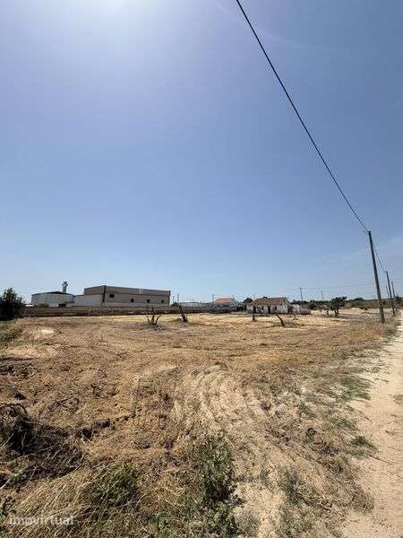 Terreno urbano cerca 4000m2 - Grande imagem: 4/8