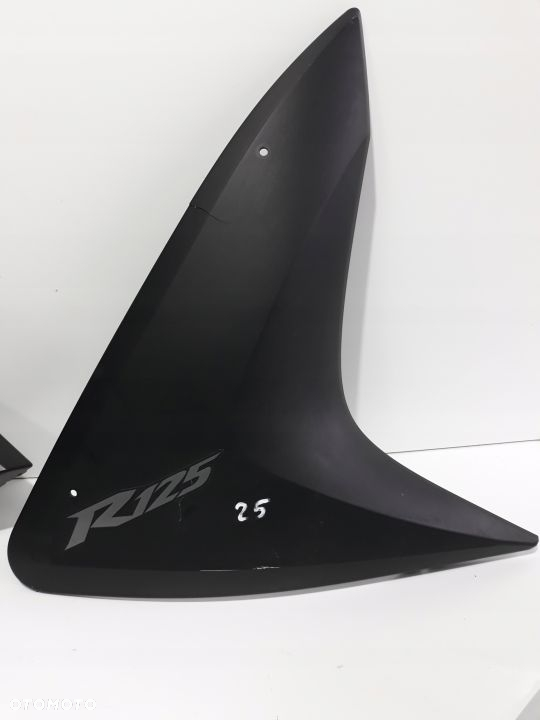 YAMAHA R125 YZF-R 125 OWIEWKA BOK PŁUG - 3