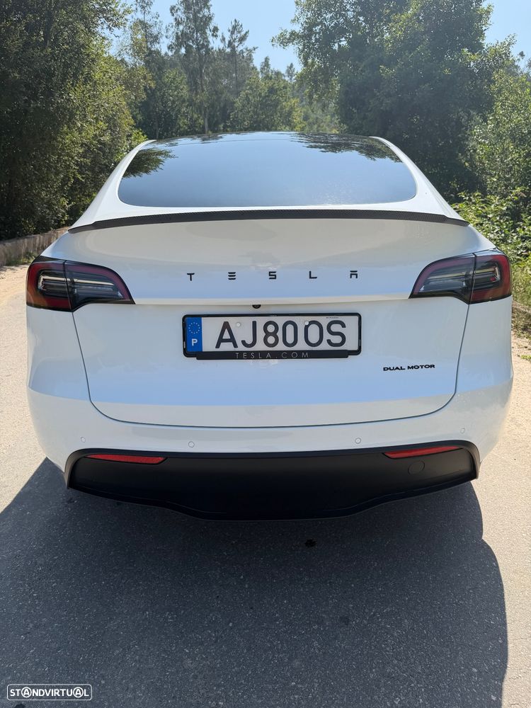 Tesla Model Y Long Range Tração Integral - 26