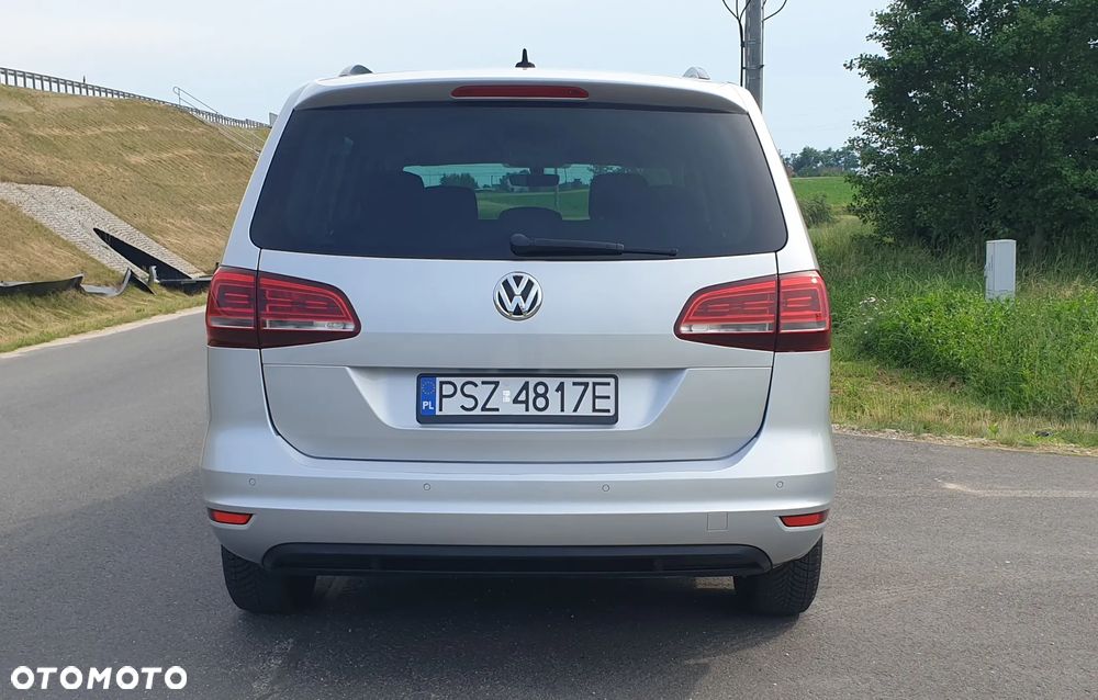 Volkswagen Sharan 2.0 TDI DSG (BlueMotion Technology) Comfortline - 10