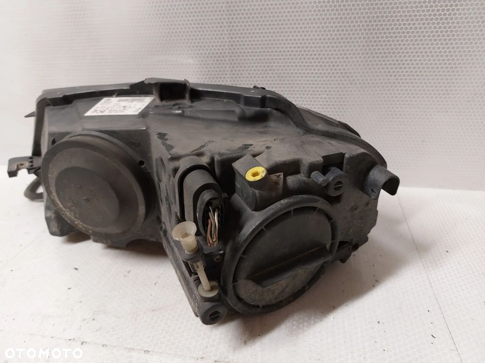 .  LAMPA PRZOD PRZEDNIA PRAWA AUDI A3 8P 2 LIFT !BRAK UCHWYTU! - 3