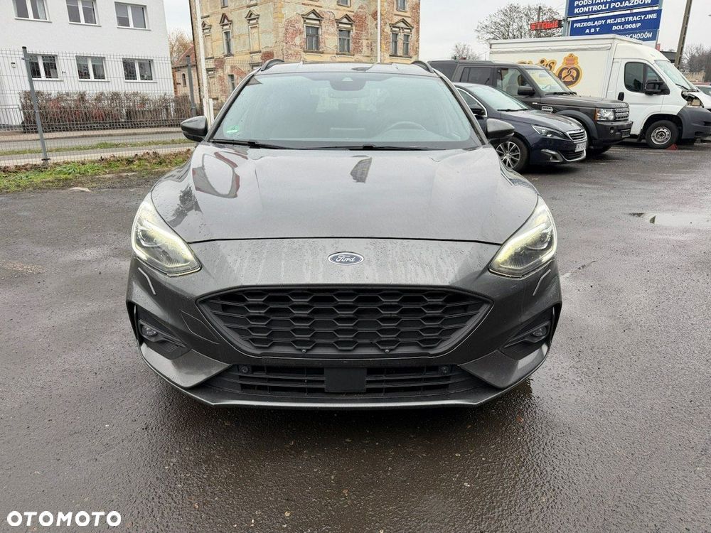 Ford Focus - 12