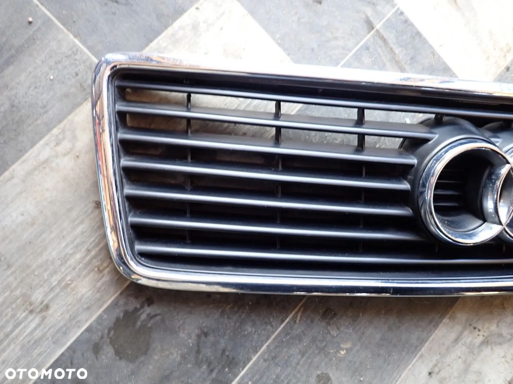 AUDI 100 S4 C4 GRILL 4A0853651B - 4