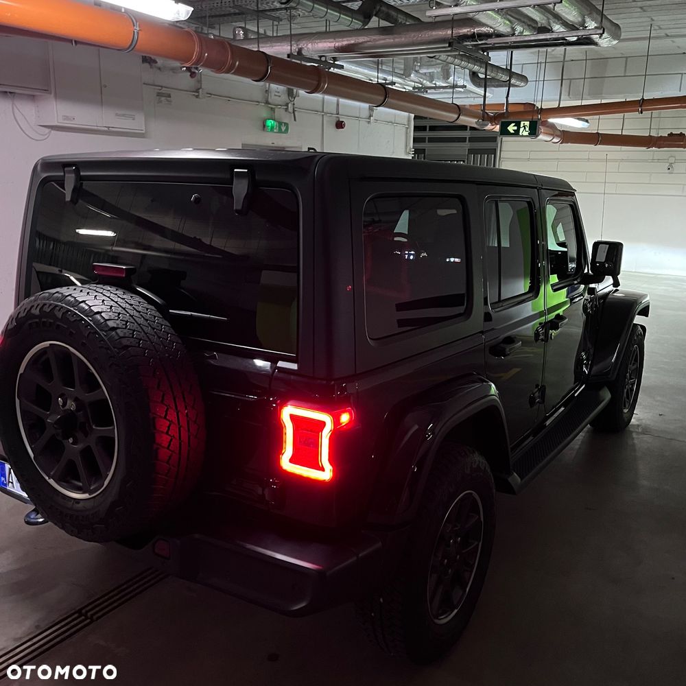 Jeep Wrangler - 5