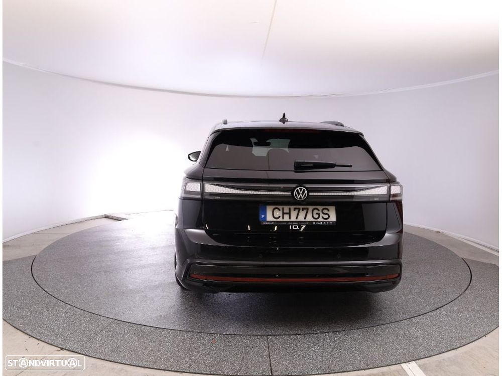 VW ID.7 Tourer 77 kWh Pro Urban - 6