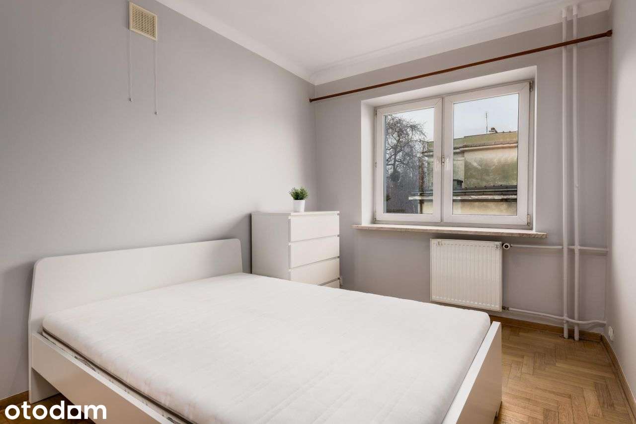 Nowolipki, 2 pokoje z oddzielną kuchnią, balkon
