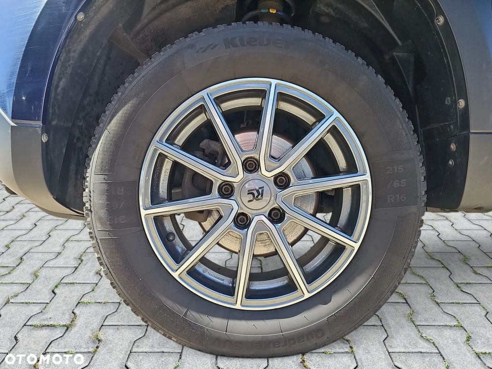 Dacia Duster SCe 115 2WD Essential - 9