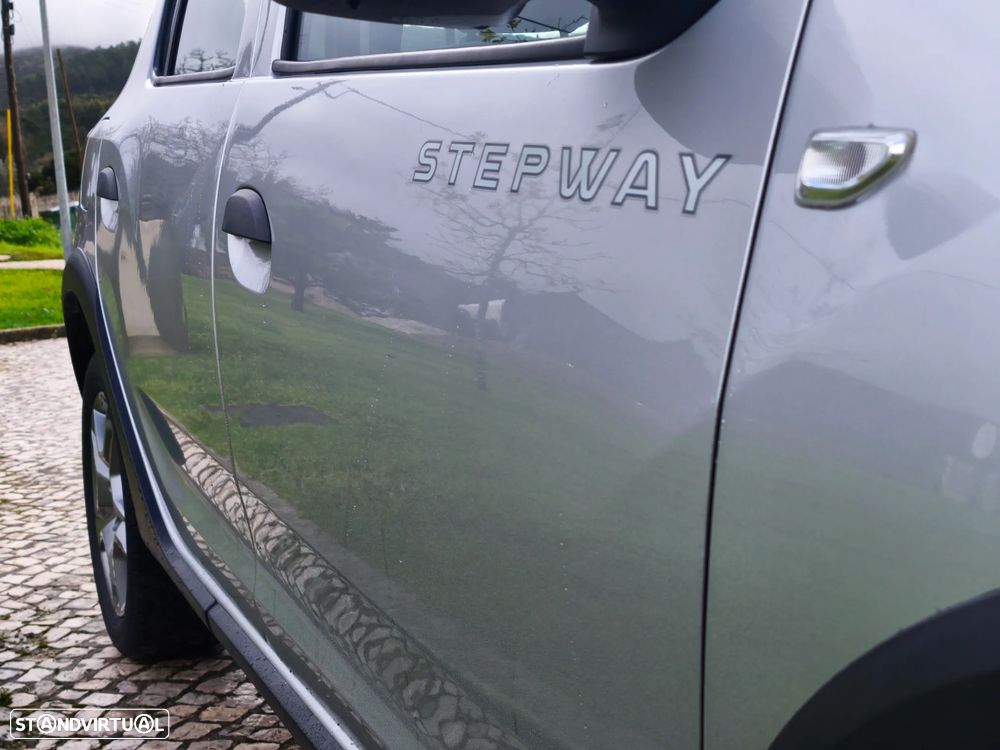 Dacia Sandero 1.5 dCi Stepway - 11