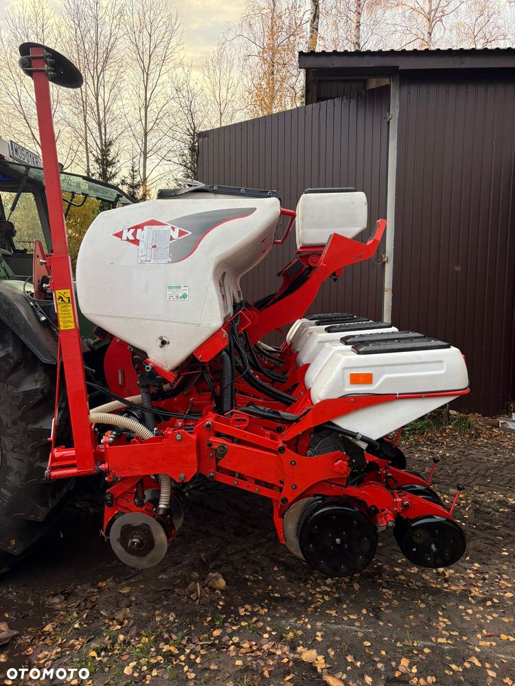 Kuhn Maxima 2 - 4