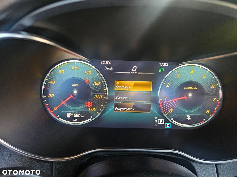 Mercedes-Benz GLC 300 4Matic 9G-TRONIC AMG Line - 29