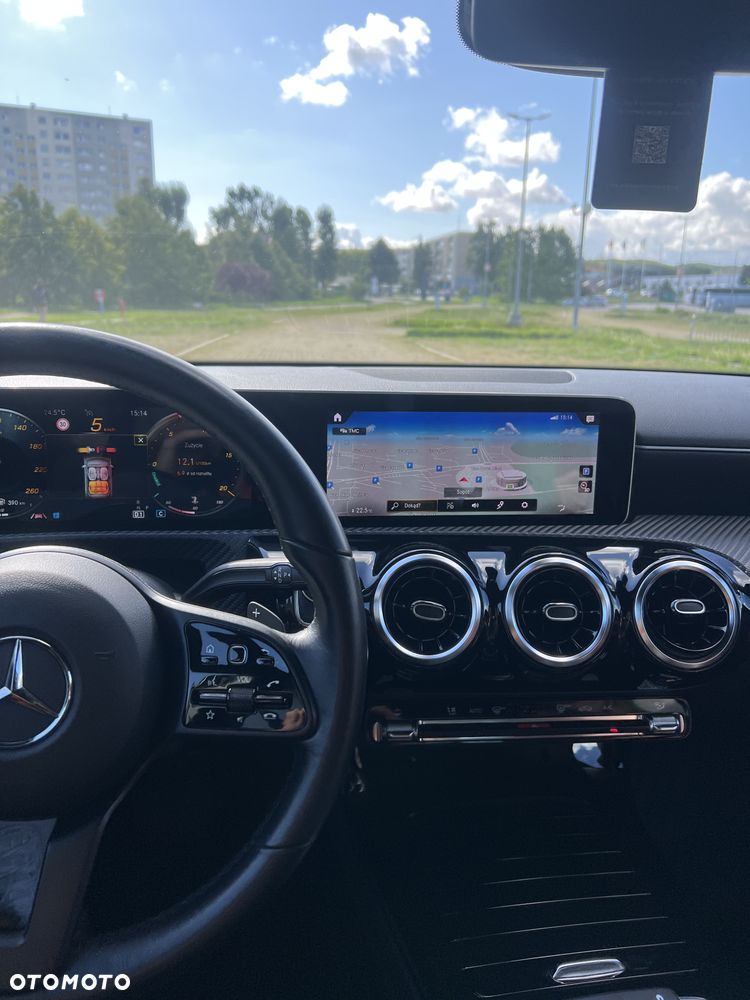 Mercedes-Benz Klasa A 180 d AMG Line 7G-DCT - 12