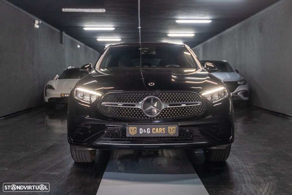Mercedes-Benz GLC 300 e Coupe 4Matic - 22