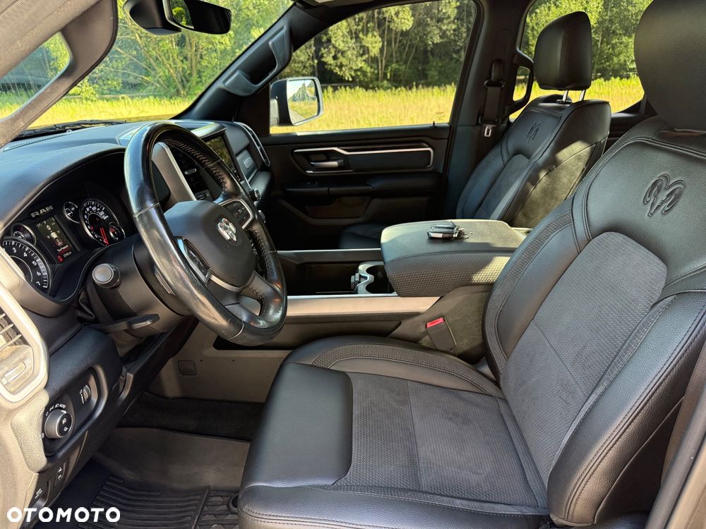 RAM 1500 5.7 Quad Cab Laramie - 19