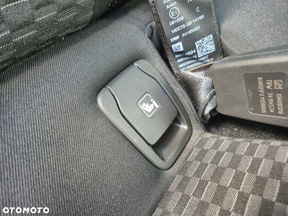 Opel Astra 1.4 Turbo Start/Stop Dynamic - 28