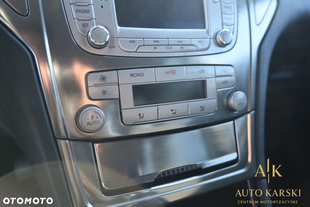 Ford Mondeo - 25