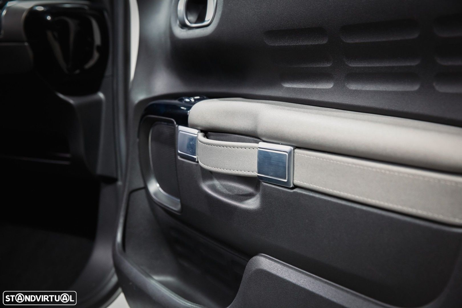 Citroën C4 Cactus BlueHDi 120 Stop&Start EAT6 C-SERIES - 16