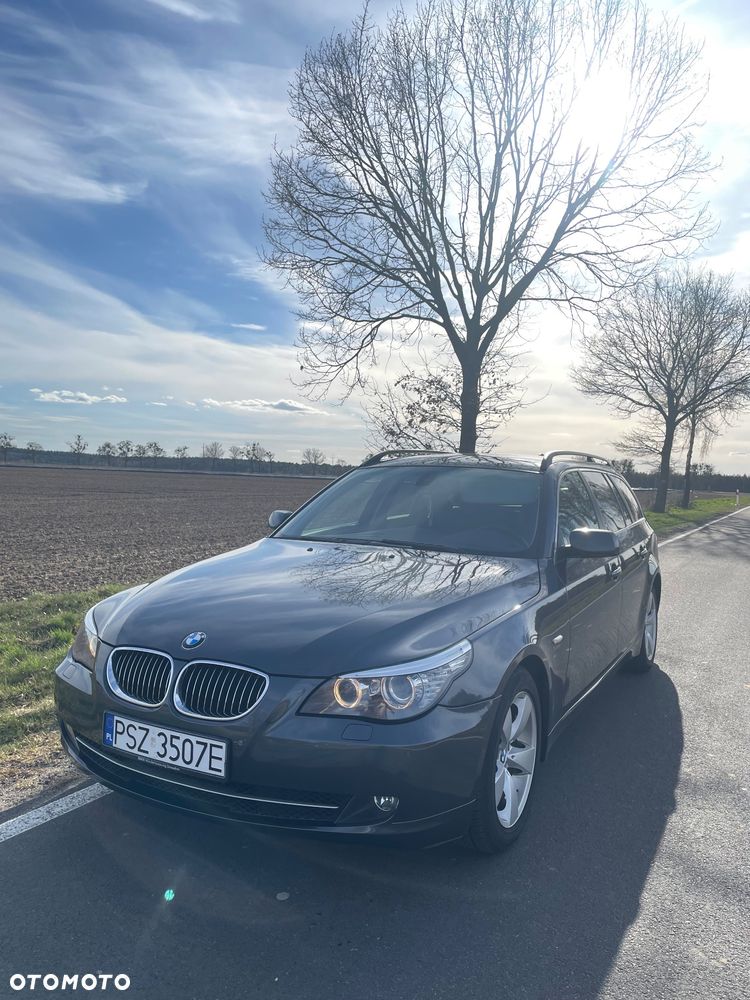 BMW Seria 5 525i - 1