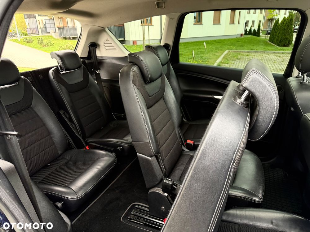 Ford S-Max 2.0 TDCi DPF Titanium X - 28