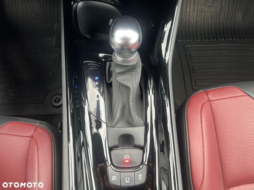Toyota C-HR 1.8 Hybrid Selection - 23