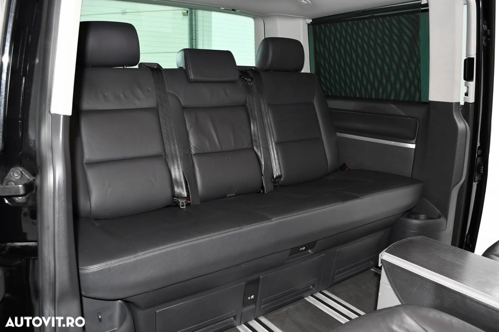 Volkswagen Multivan - 13