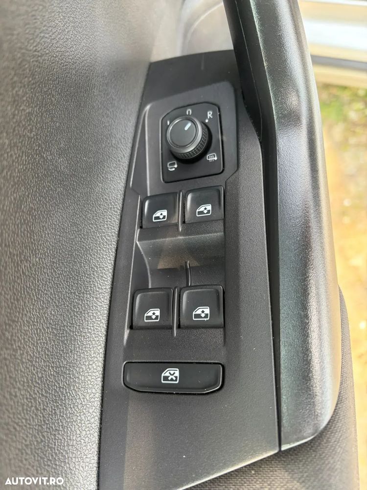 Volkswagen Taigo 1.0 TSI DSG Life - 31
