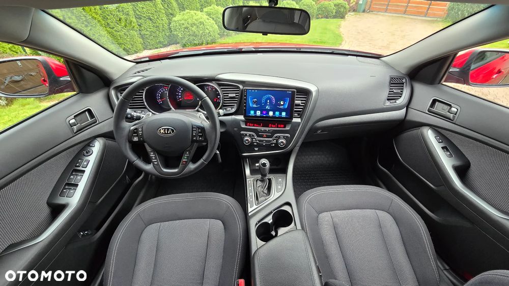 Kia Optima - 30