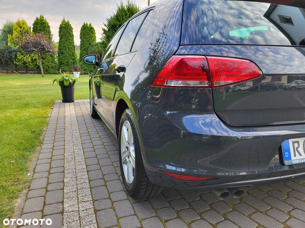 Volkswagen Golf 2.0 TDI BlueMotion Technology Lounge - 32