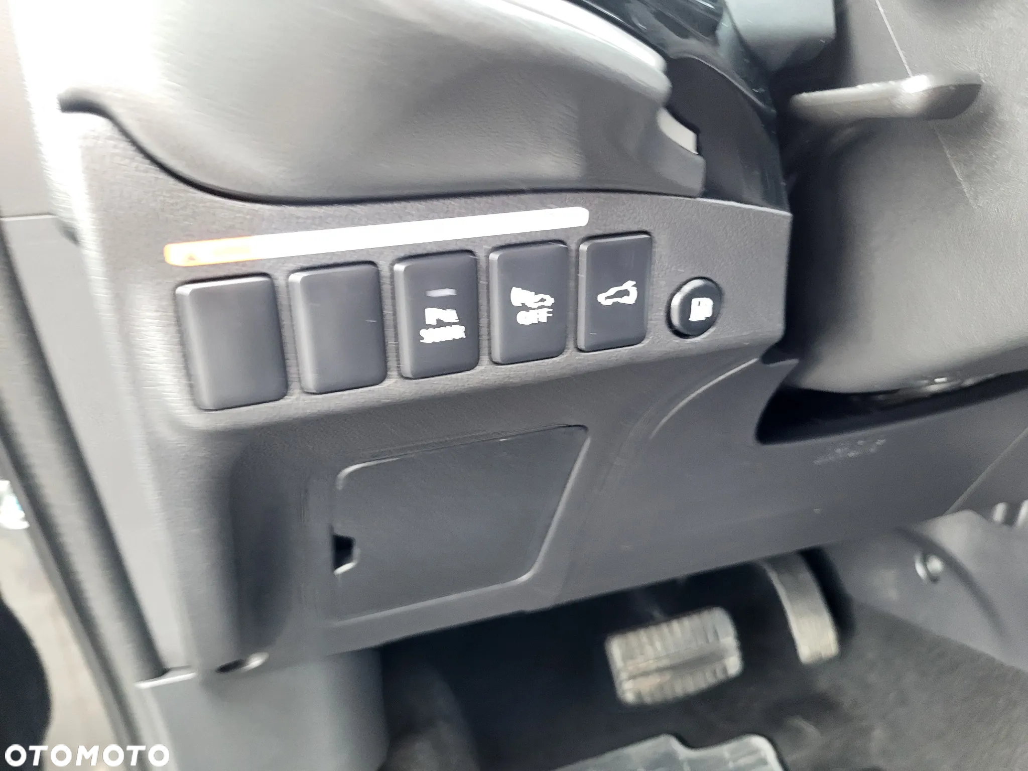Mitsubishi Outlander 2.4 4WD Plug-In Hybrid Intro Edition - 24