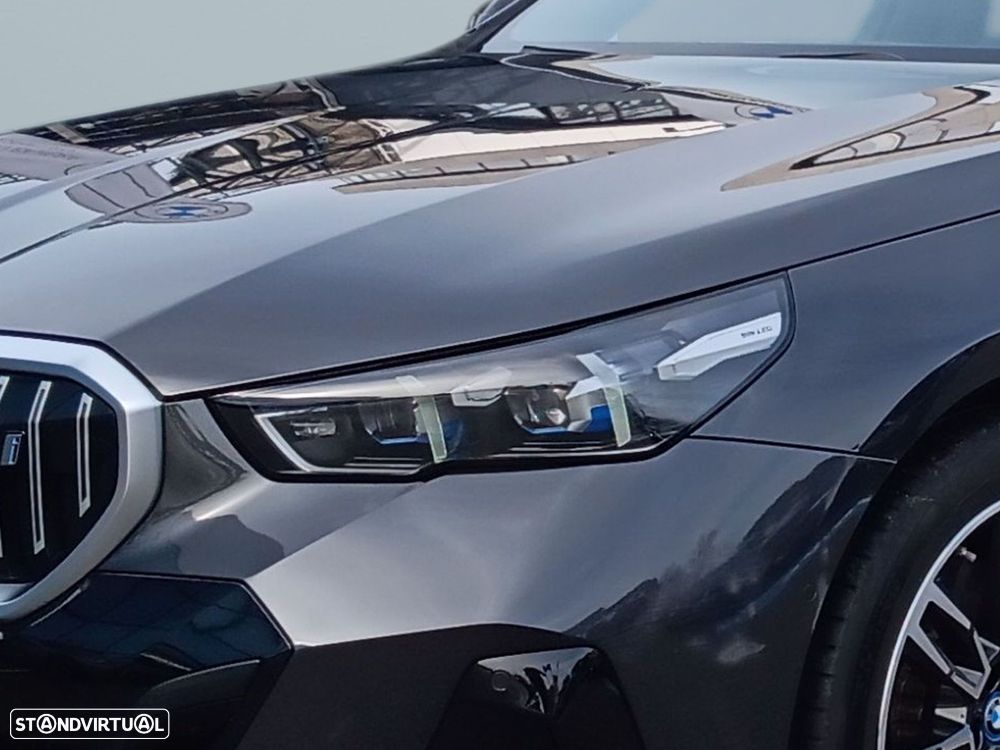BMW i5 eDrive40 Pack Desportivo M - 3