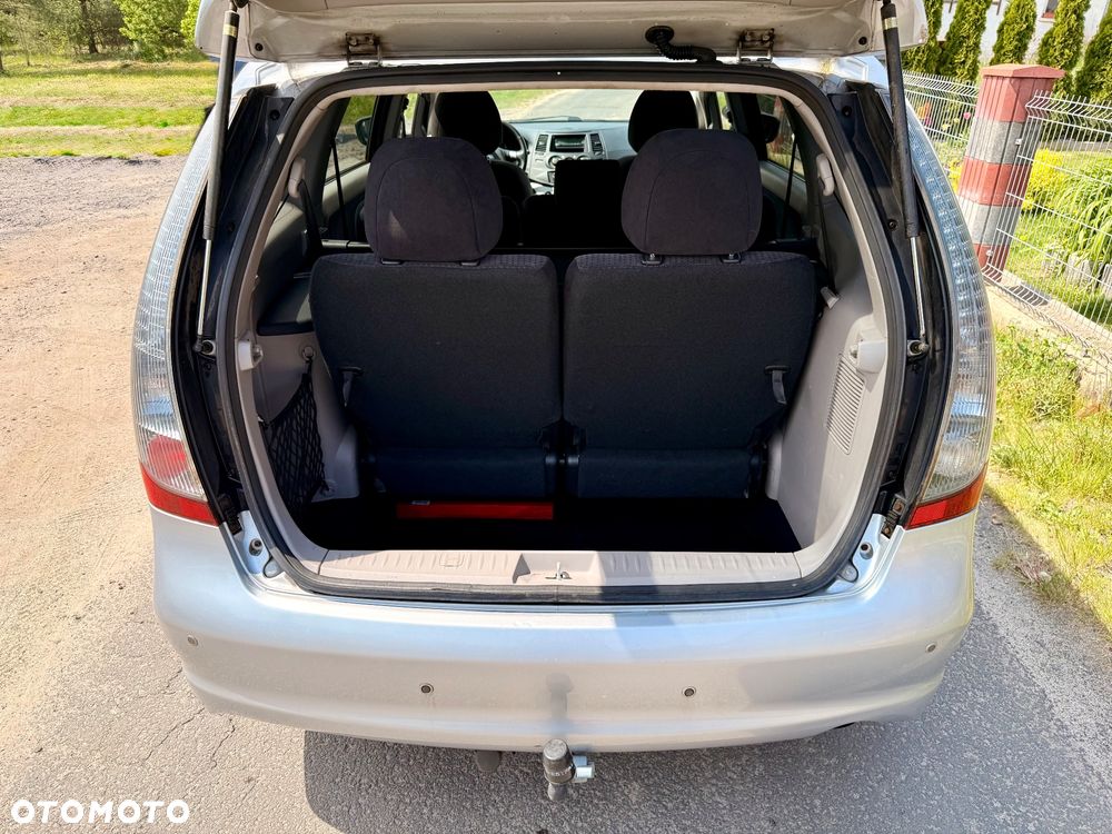 Mitsubishi Grandis 2.0 DI-D 7-Sitzer Intense - 10