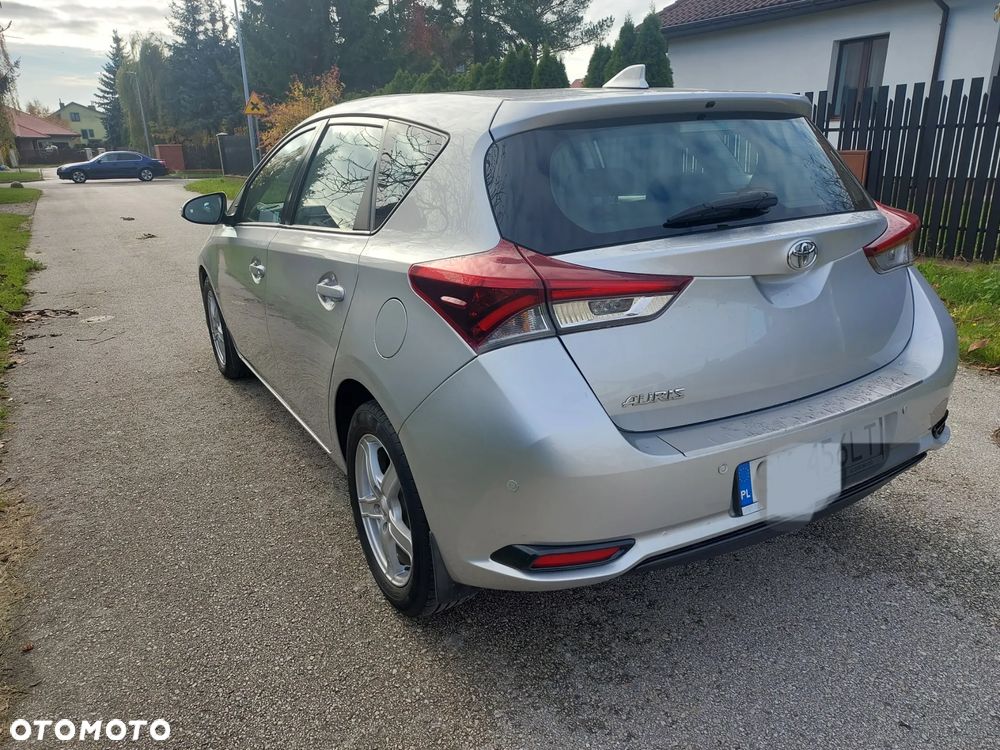 Toyota Auris 1.6 Comfort - 3