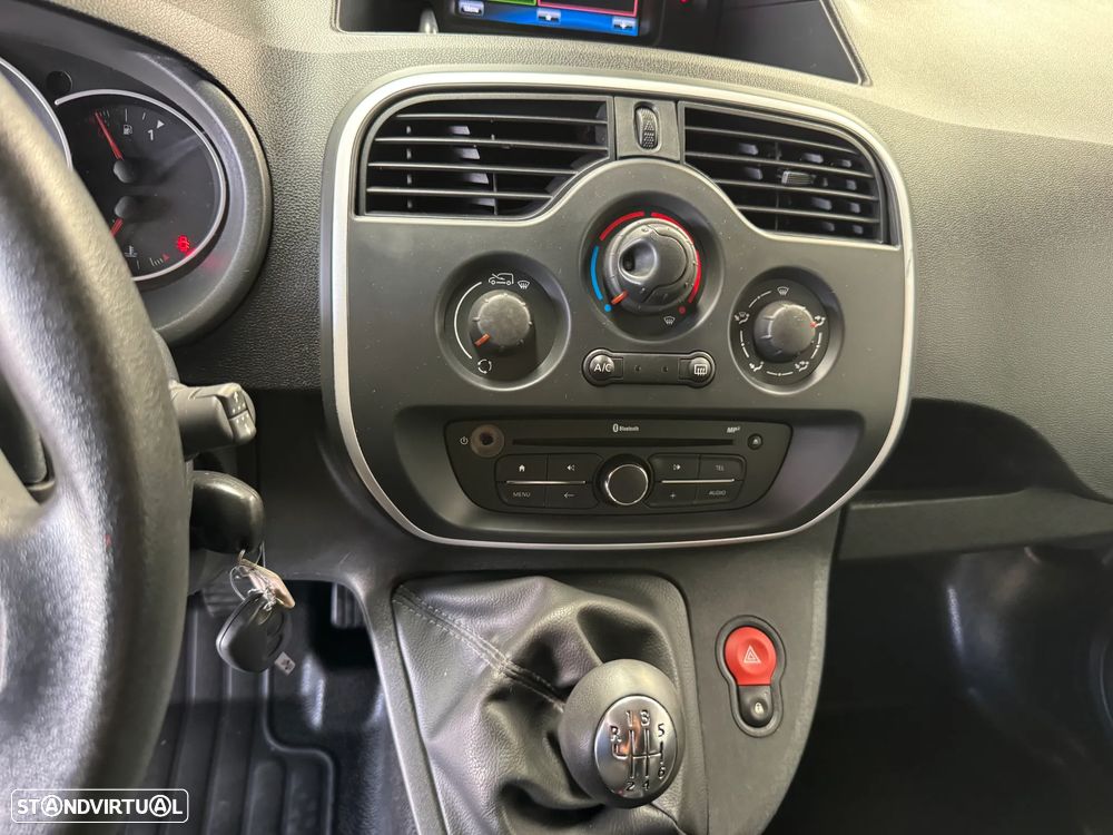 Renault Kangoo 1.5 dci 2L - 15