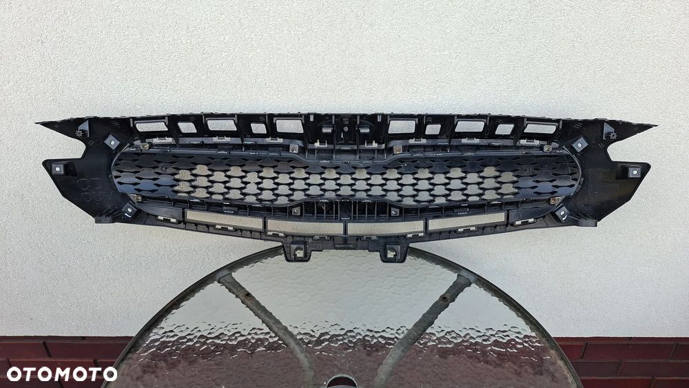 KIA X-CEED 19-22 GRILL ATRAPA 86350-J7CA0 - 4