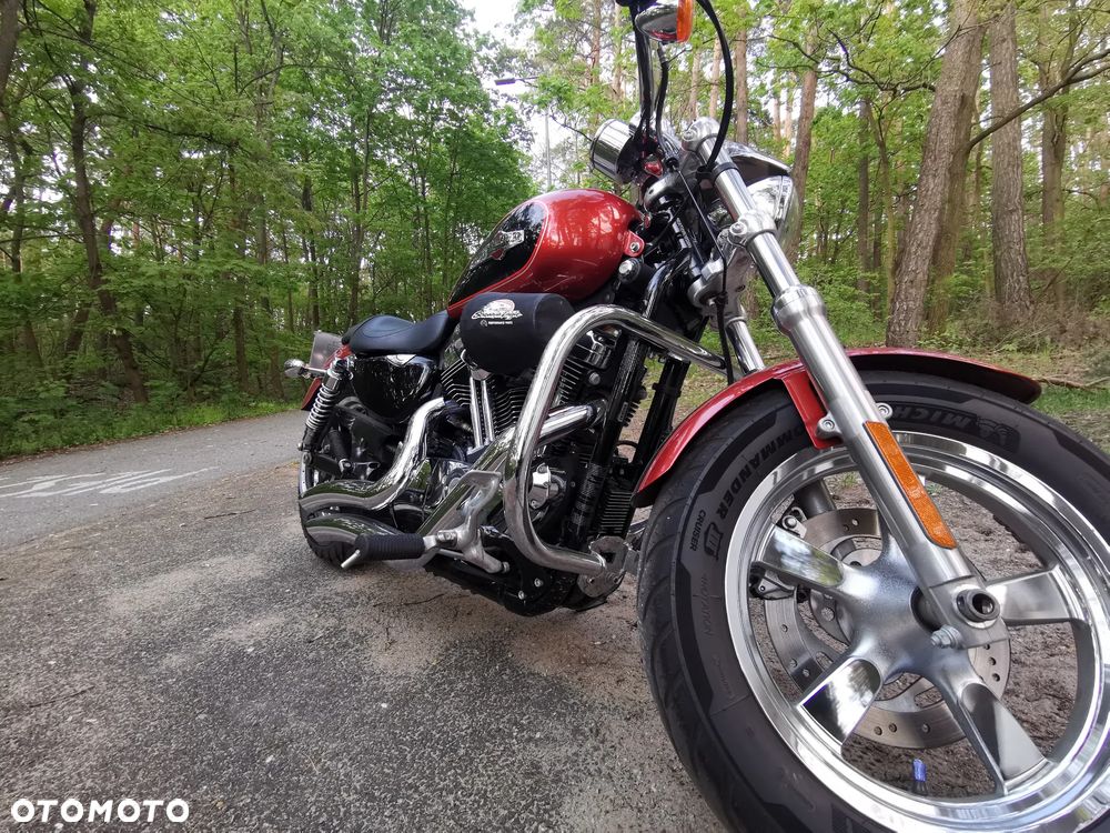 Harley-Davidson Sportster Custom 1200C - 4