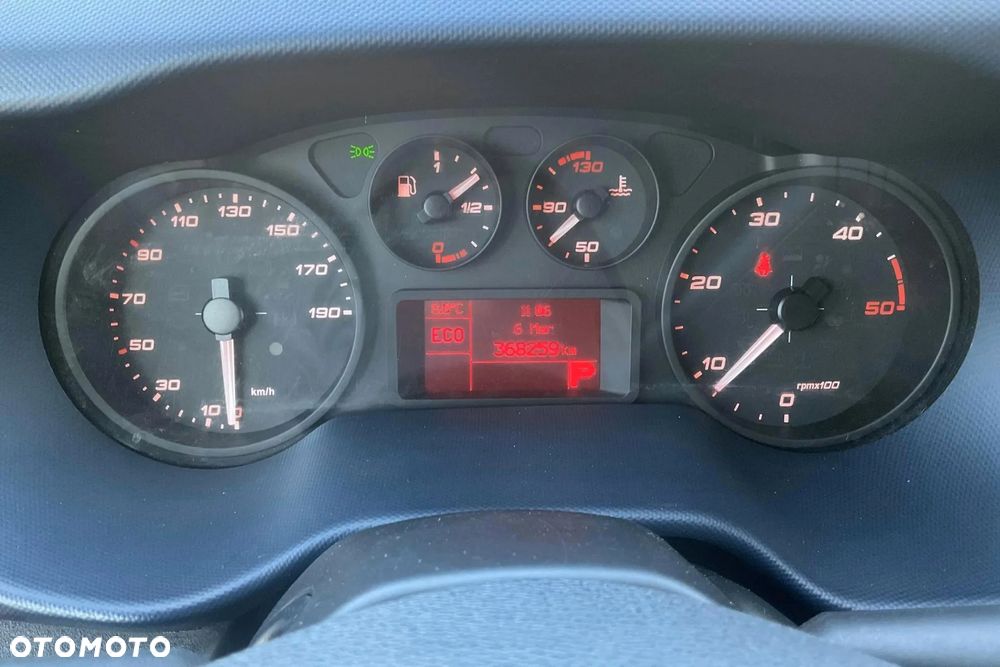 Iveco DAILY 35 3,0 CNG - 15