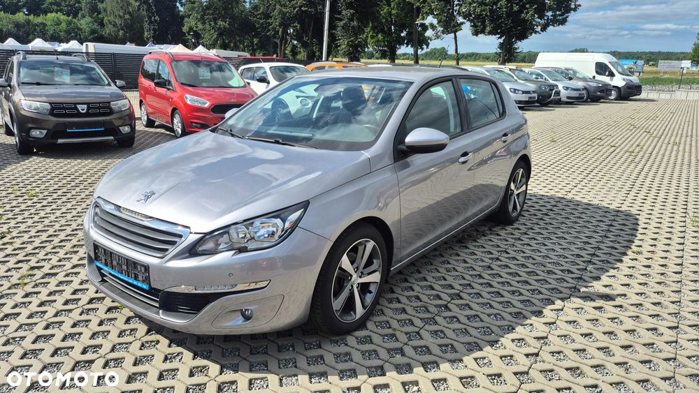 Peugeot 308 - 1