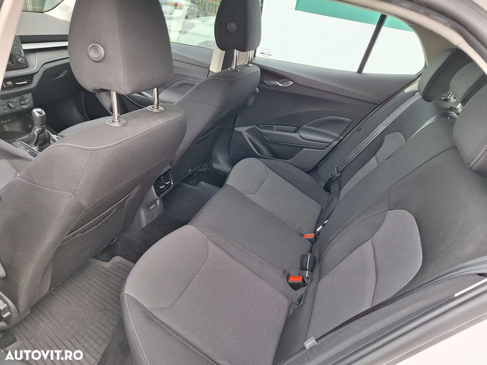 Skoda Fabia 1.0 TSI 95 CP Ambition - 10