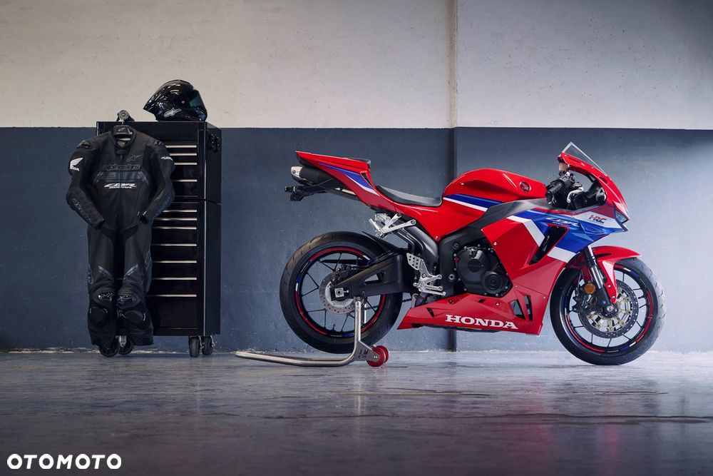 Honda CBR - 3