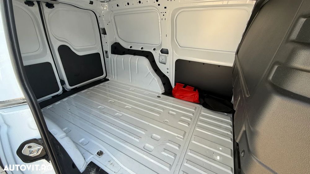 Ford TRANSIT CONNECT - 17