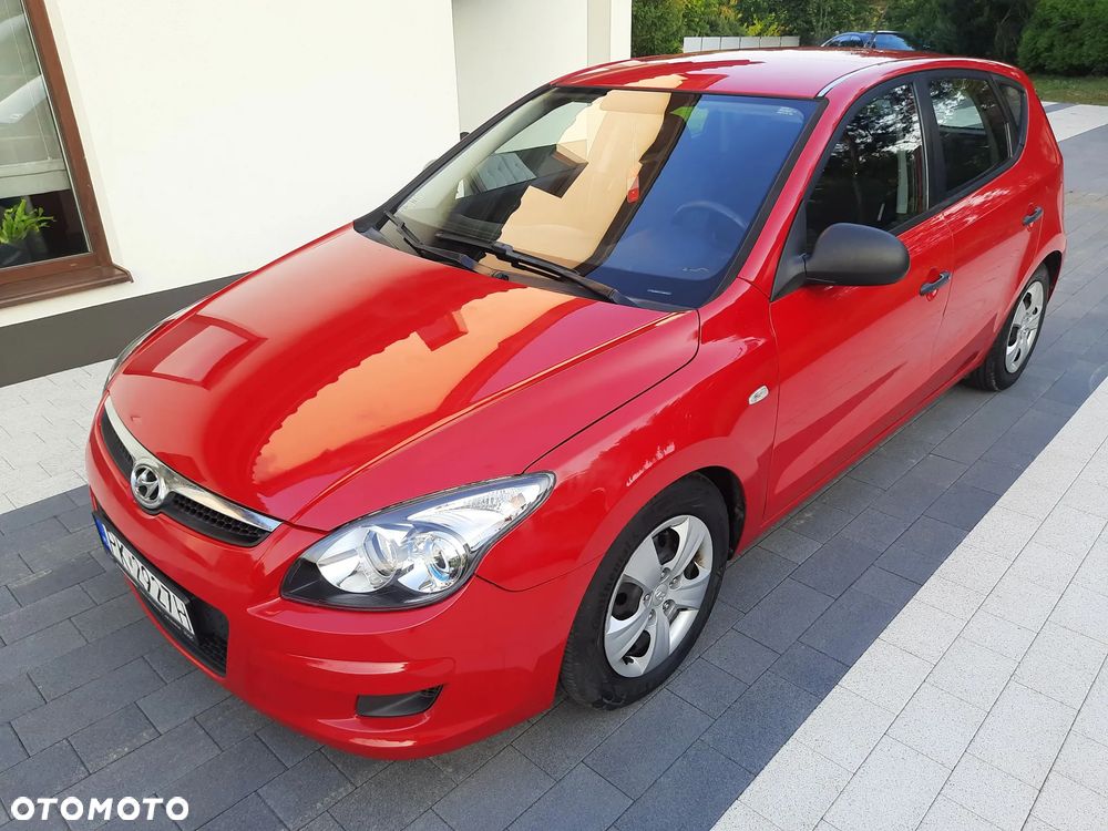 Hyundai i30 1.4 Base + - 2