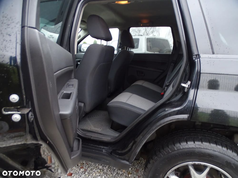 Jeep Grand Cherokee - 11