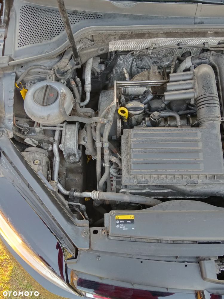 Volkswagen Golf 1.2 TSI BMT Start - 27