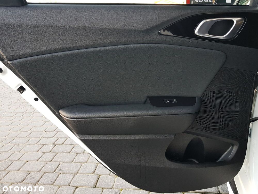 Kia ProCeed 1.5 T-GDI GT Line DCT - 24