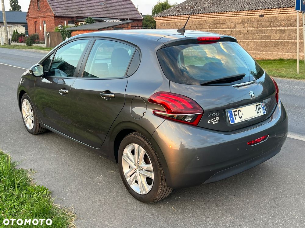 Peugeot 208 PureTech 82 Stop & Start Signature - 8